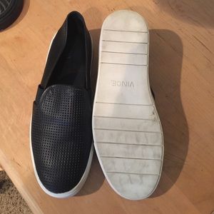 Vince slip on sneakers